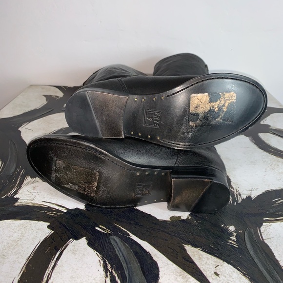 Frye Melissa Button Back Zip Black - Size 6 - Picture 7 of 8